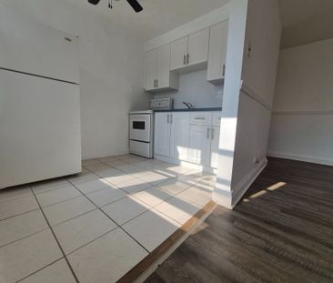 For Lease - 330 Chisholm Avenue Unit# 6, Toronto, Ontario - Photo 4