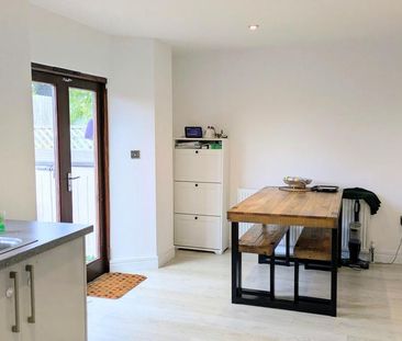 3 bedroom barn conversion to rent - Photo 4