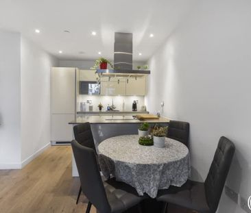 Forrester Way London E15 - Photo 6