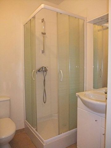 Location Appartement 2 pièces 42m² BLOIS 41000 - Photo 3