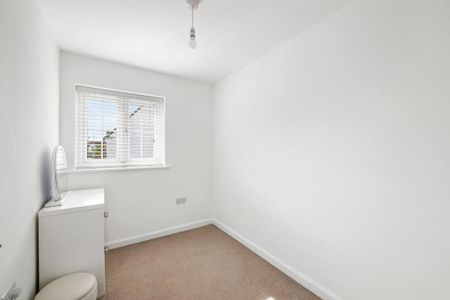 3 bedroom detached house to rent - Photo 4