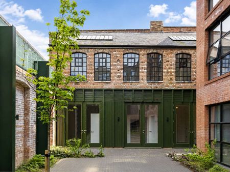 AVAILABLE NOW | TWO BEDROOM TWO BATH DUPLEX | UNFURNISHED | JEWELLERY QUARTER LOCATION - Photo 4