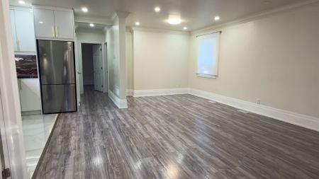 For Lease - 25 Sixteenth Street, Toronto, Ontario - Photo 4