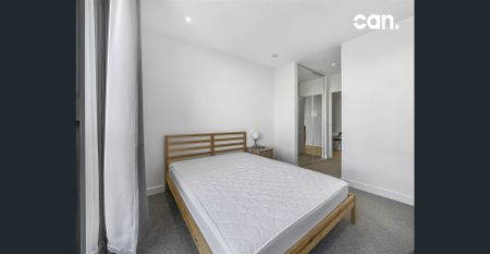 Unfurnished Modern One-Bedroom Apartment in Convenient West Melbourne Location - Photo 2