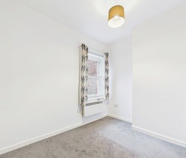 High Street, Camberley, Surrey, GU15 - Photo 4