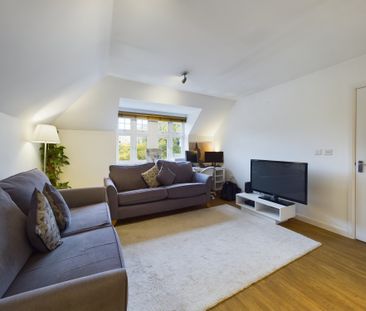 18 Mackintosh Street, Bromley, BR2, London - Photo 1