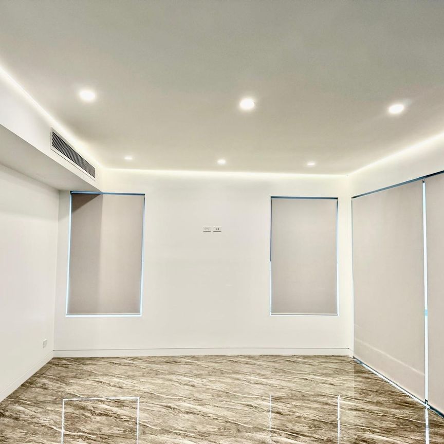 Brand New Luxury Double Storey Home - Photo 1