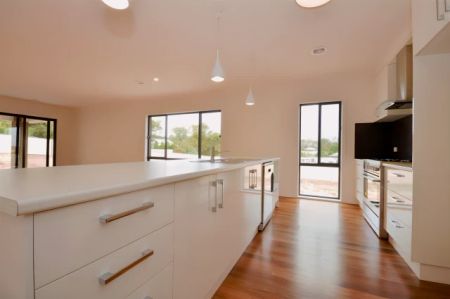 3 Bed, 2 Bath - Photo 5