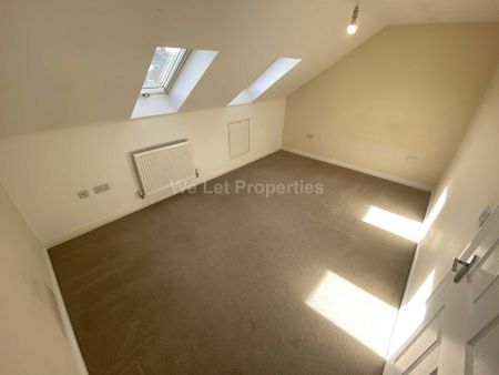 Price £1,900 pcm - Available 10/10/2024 - Unfurnished - Photo 4