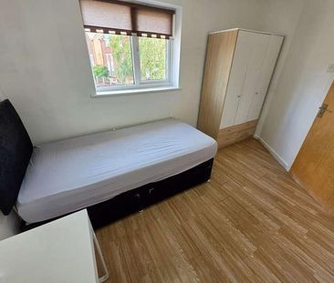 Chorlton Road, Hulme, Manchester, M15 - Photo 3