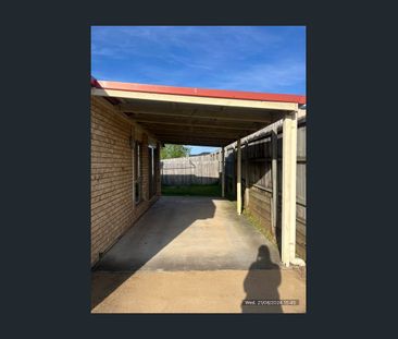 Tidy 2 bedroom in Kallangur - Photo 1