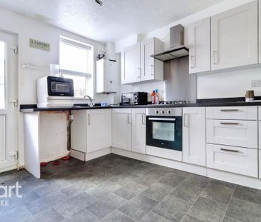2 bedroom terraced house to rent - Photo 1