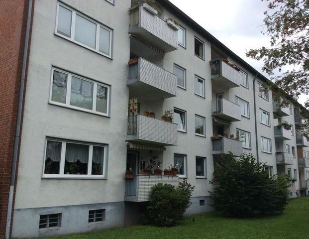 Ihr neues Zuhause: weitläufige 4-Zimmer-Wohnung - Foto 1