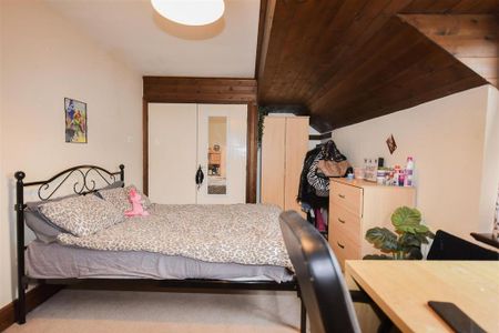 5 bedroom private hall to rent - Photo 4