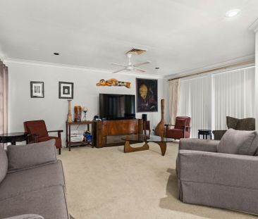 Live, Love, Lucas - Photo 1