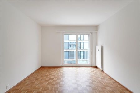 "Ideal for singles in the heart of Gundeli" - Photo 4