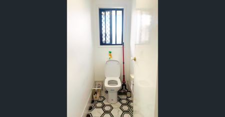 Furished Single Room From $220 - Photo 4