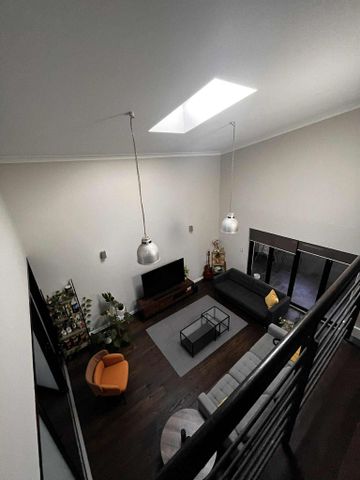 Alexandria - Photo 2