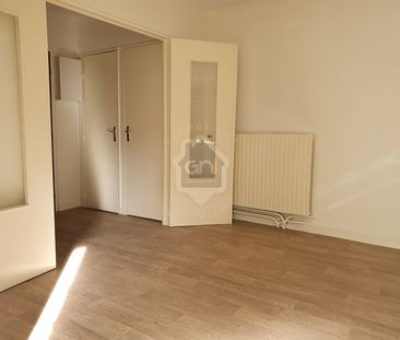 Chaville, 92370 - Photo 1