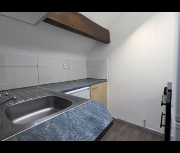 Room in a Shared House, Wesley Road, LS12 - Photo 3