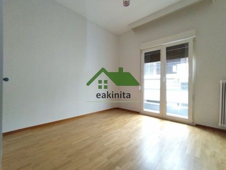 Διαμέρισμα για ενοικίαση Τρίκαλα - Photo 2