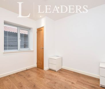 2 bedroom semi-detached to rent Eastfield Stables, Elsenham, CM24 - Photo 5