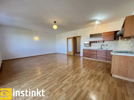 Pronájem bytu 2+kk 68 m2 - Photo 2