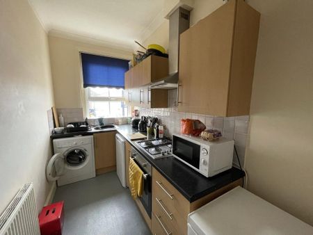 1 bedroom flat to rent - Photo 3