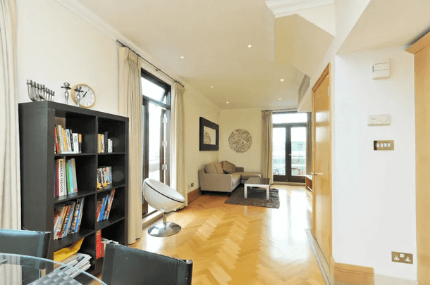 2 bedroom flat to rent - Photo 1