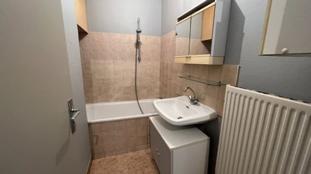Location Appartement 2 pièces 51m² AUXONNE 21130 - Photo 4