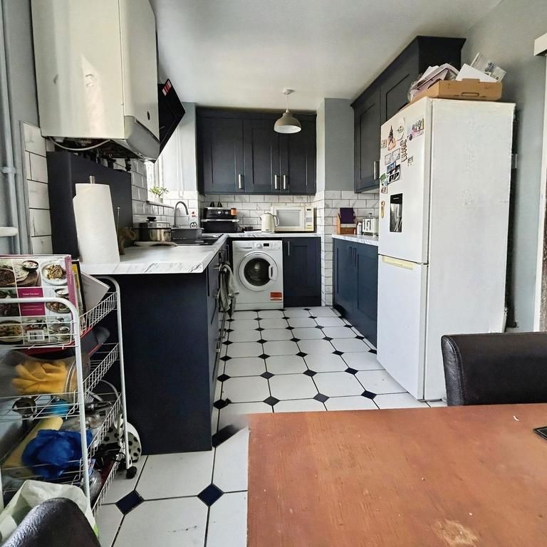 2 bedroom maisonette to rent - Photo 1