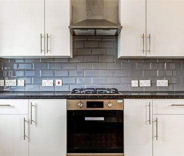 Montana Road, London, SW17 flat to rent - Photo 2