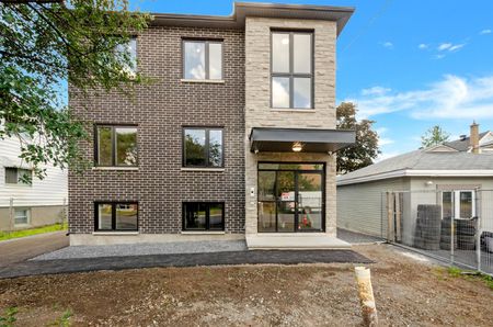 206 Alfred Street - 1 - Photo 2