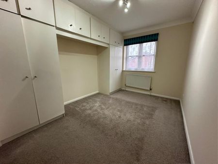 3 bedroom detached house to rent - Photo 5