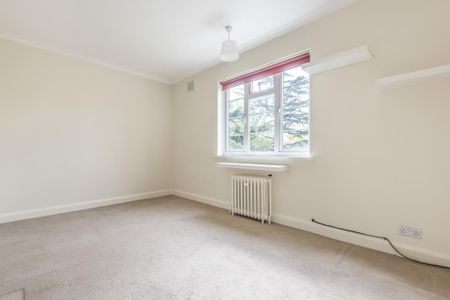 3 bedroom apartment to rent - Photo 4