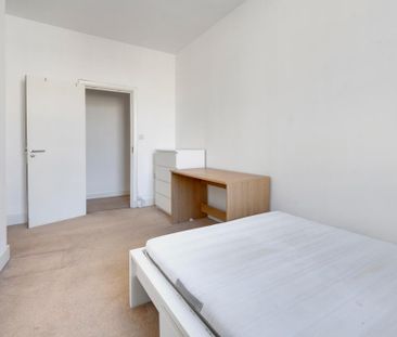 3 bedroom apartment to rent - Photo 4