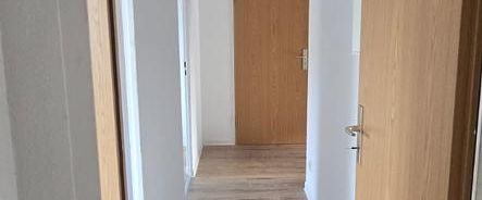 Für die kleine Familie: 3-Raum-Wohnung – mitten im Grünen in Geyer - Photo 1