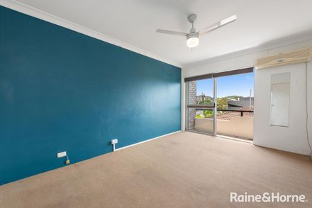 7/37 Chasely Street, Auchenflower, QLD 4066 - Photo 3