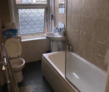 Room in a Shared House, Bollo Bridge Road, W3 - Photo 6