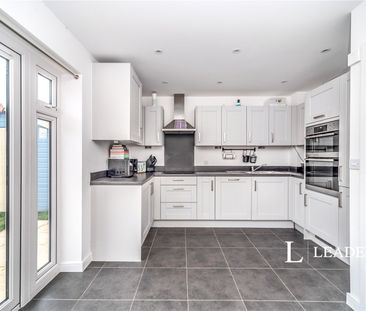 3 bedroom house to rent Wallis Avenue, Shortstown, MK42 - Photo 4