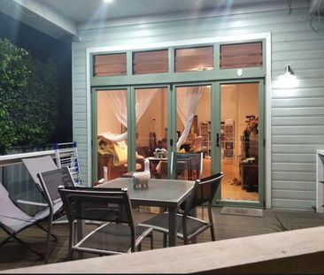 Gorgeous share house for rent! All bills included! Furnished! - Photo 1