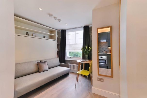 Studio to rent - Photo 1