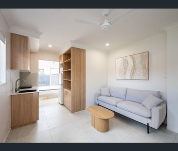 36 Hellen Street, Bald Hills QLD 4036 - Apartment For Rent | Domain - Photo 3