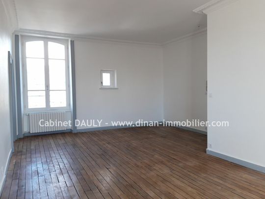 Location Appartement 4 pièces 113m² DINAN 22100 - Photo 1