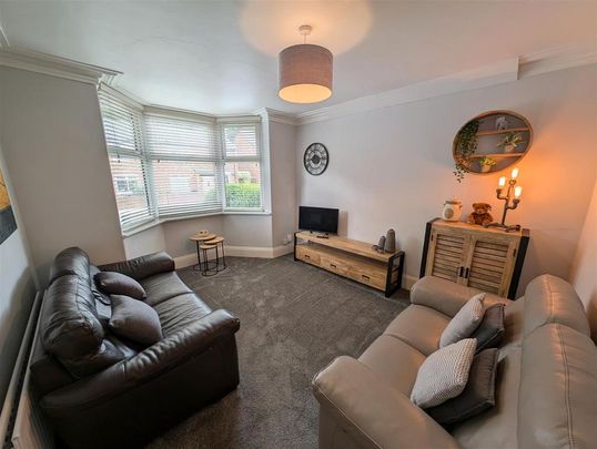 3 bedroom terraced house to rent - Photo 1