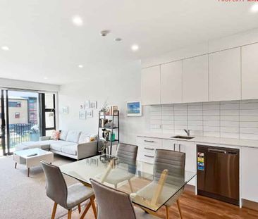 Perfectly Located Apartment in Northcote! - Photo 4