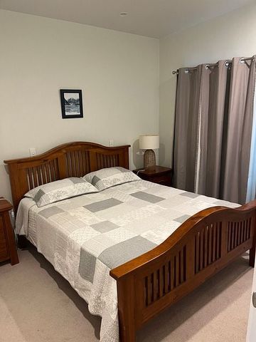 Cosy living in the heart of Devonport - Photo 2
