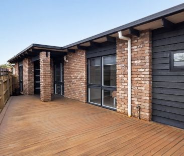 Updated throughout with plenty of Space! - Photo 3