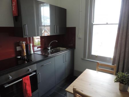 2 bedroom house to rent - Photo 3