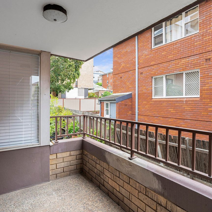 Neat Two-Bedroom Unit in the Heart of Hurstville - Photo 1